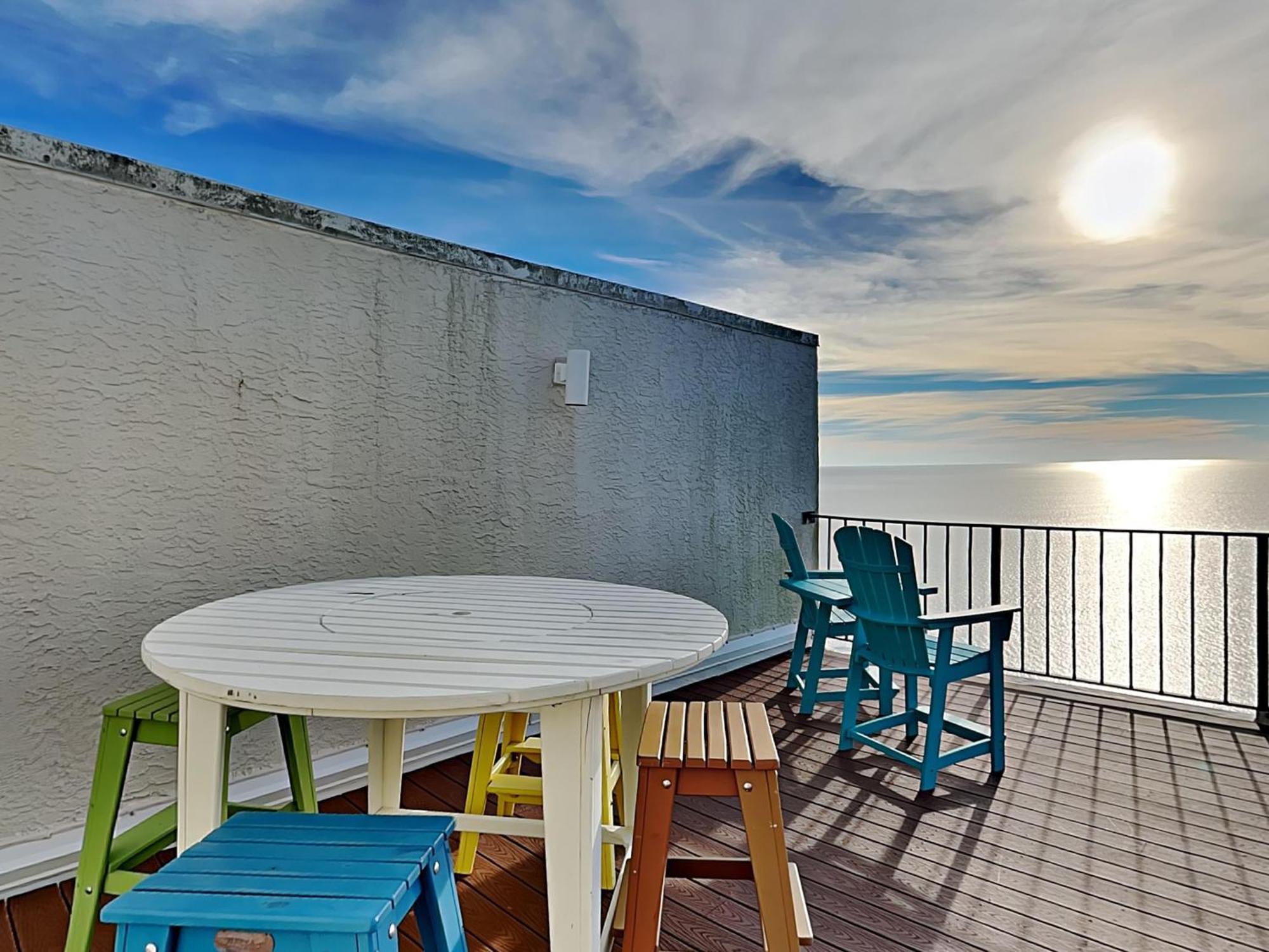 Edgewater Tower Iii 1204 - Penthouse